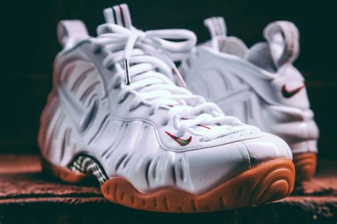 white gucci foams price|gucci foam runners.